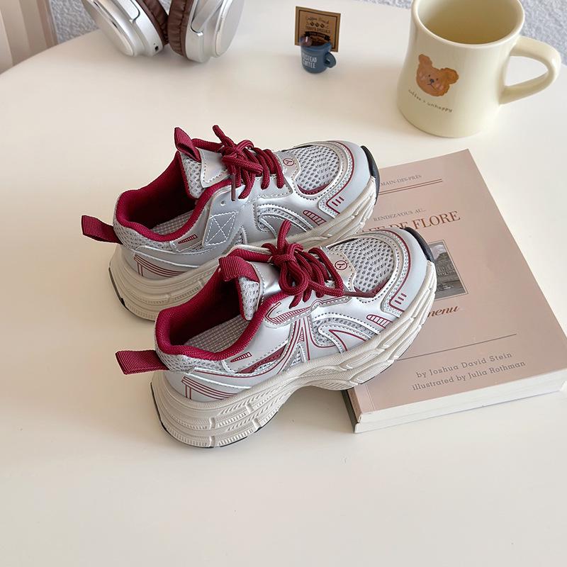 

Детские дышащие сетчатые кроссовки для бега для мальчиков и девочек - Весна/Осень Size 30, 19.1cm красный