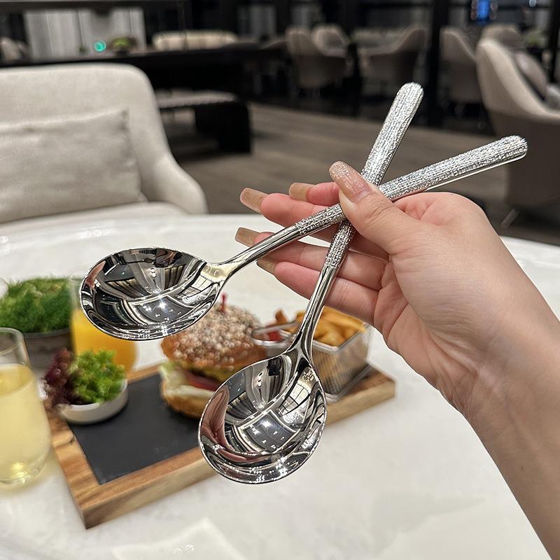 Stainless steel spoon Hammer spoon Western restaurant long handle spoon Dessert spoon Eating spoon with round head Tablespoon