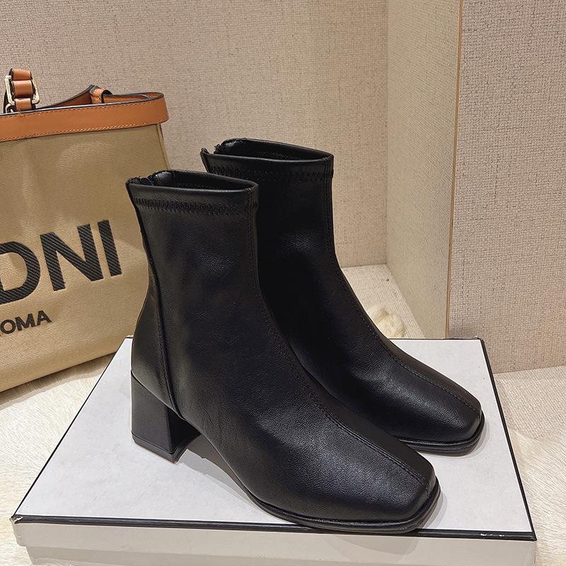 

Женские короткие ботинки 2025 осень и зима интернет-знаменитость новинка низкий голенище эластичные тонкие женские ботинки квадратный носок толстый каблук британская мода короткие ботильоны 35 чёрный