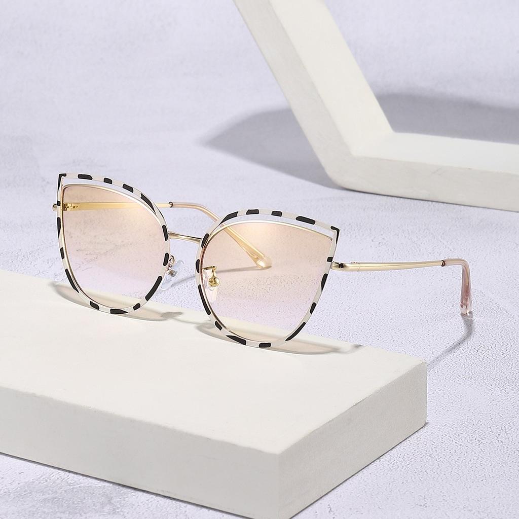 Fashion Cat-eye Women Sunglasses High-end Sun Protection UV400 Street Photography Personalized Design 1207