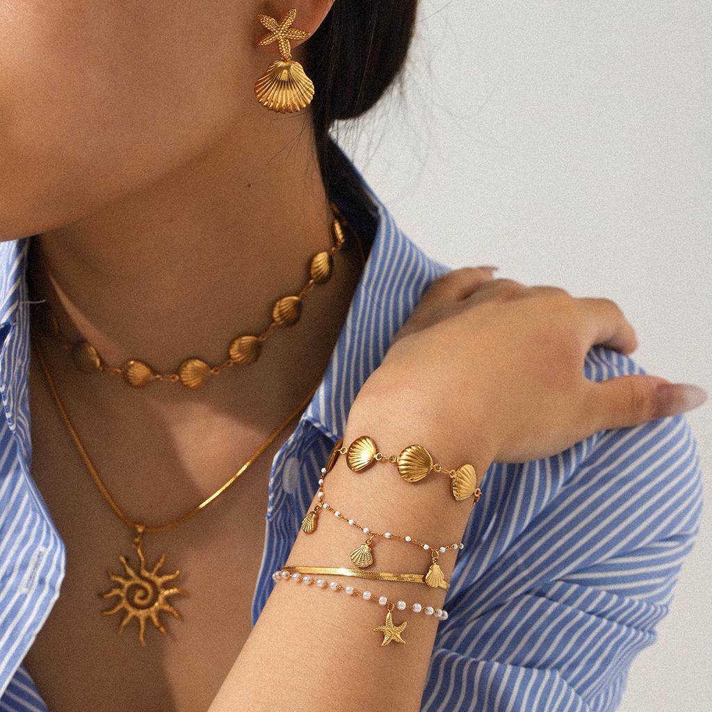 Seashell necklace and bracelet for women, light luxury versatile earrings, high-end titanium steel jewelry