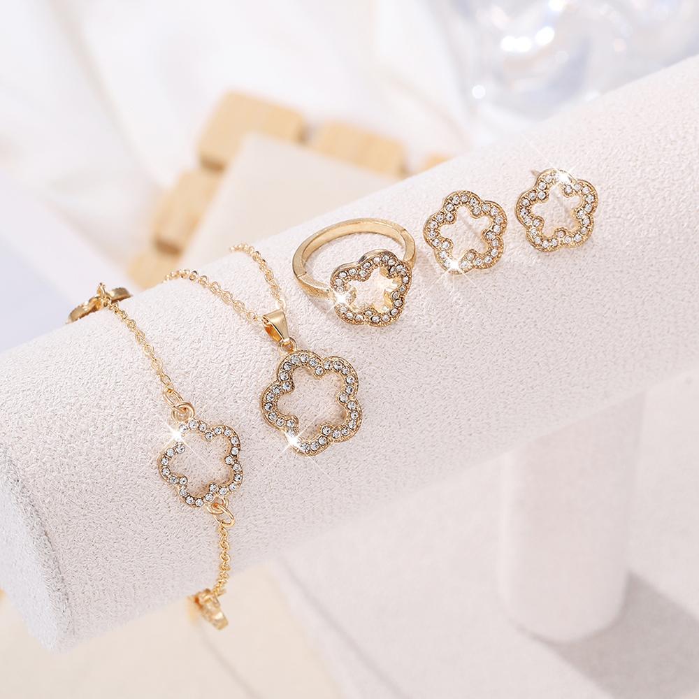 5 Pcs Women's Zircon Set - LuckyFive-Leaf Clover Necklace And Bracelet, Women's Accessories Suitable For Acations And Daily We