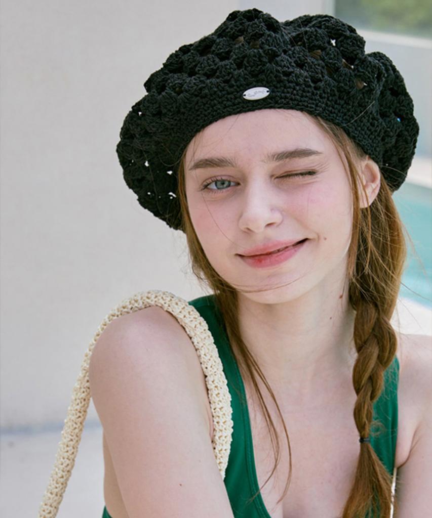 Seullouseulloulli Fruits Handmade Crochet Beret _ Black