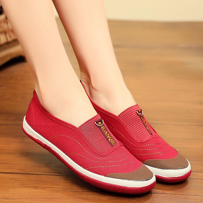 Women's Autumn Non-Slip Soft Sole Shoes - Comfortable Flat Bottom for Middle-Aged & Elderly
