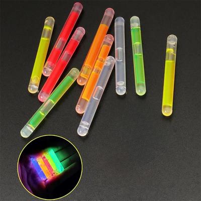 10 pezzi/sacchetto lucciole 4,5*40mm per galleggiante da pesca fluorescente luce bastone luce notturna canna luci strumento luminoso scuro colorato bastone luminoso