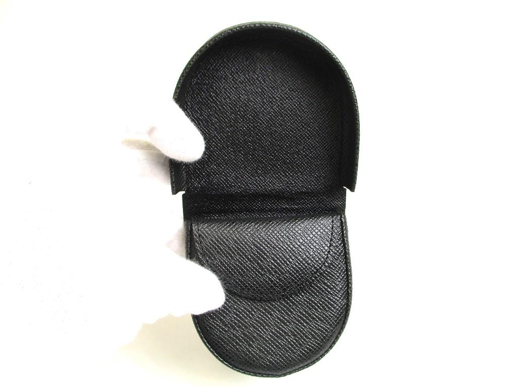 Authentic LOUIS VUITTON Taiga Black Leather Coin Purse Porto Monnaie Gousset #a600  Refurbished
