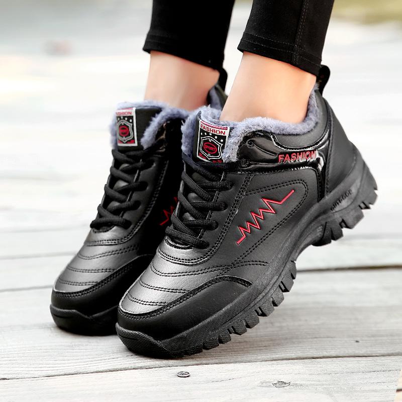 New Fashion Men Winter Snow Boots Warm Ankle Boots Non-slip Men Winter Shoes Leather Waterproof Plush Boots Chaussures Hommes