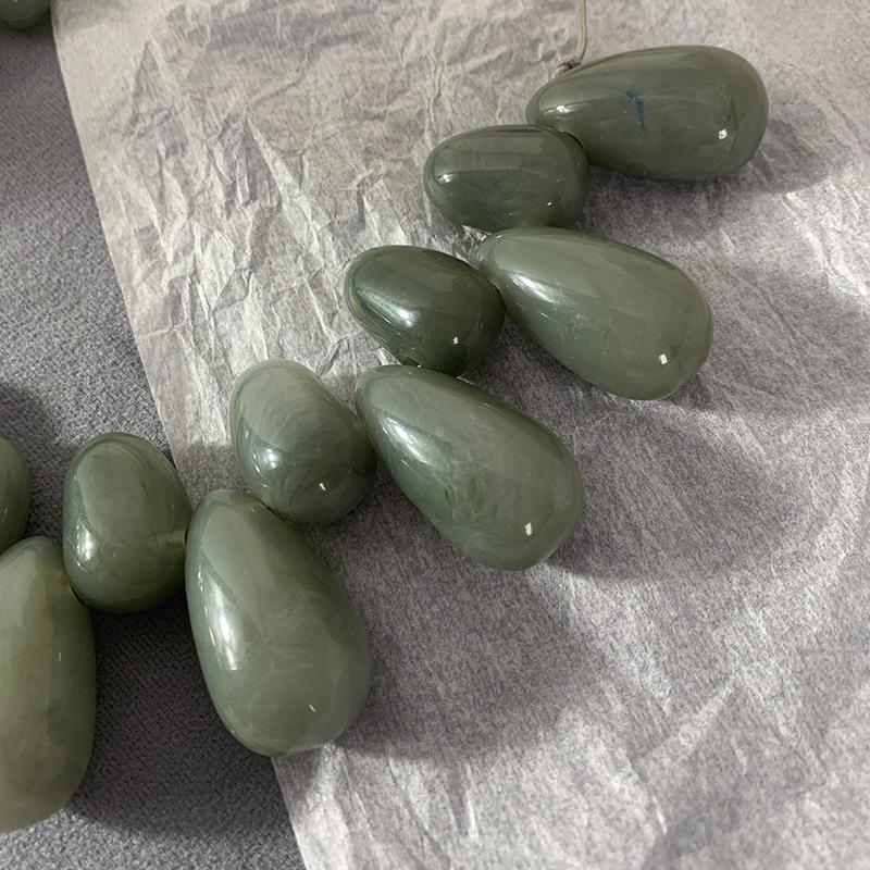 Stylish Teardrop Resin Beaded Necklace - European & American Design