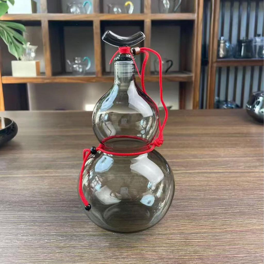 Large Capacity Insulated Gourd Water Bottle for Men, Women & Students - Sealed Cold Brew & Tea Kettle