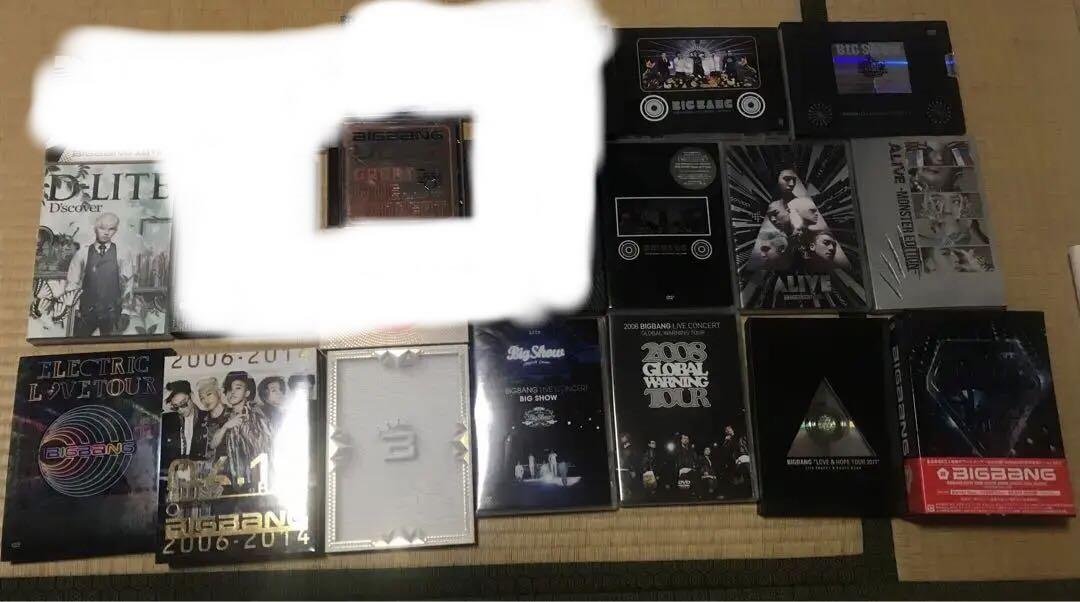 

[USED] Bigbang CD DVD 14-piece set
