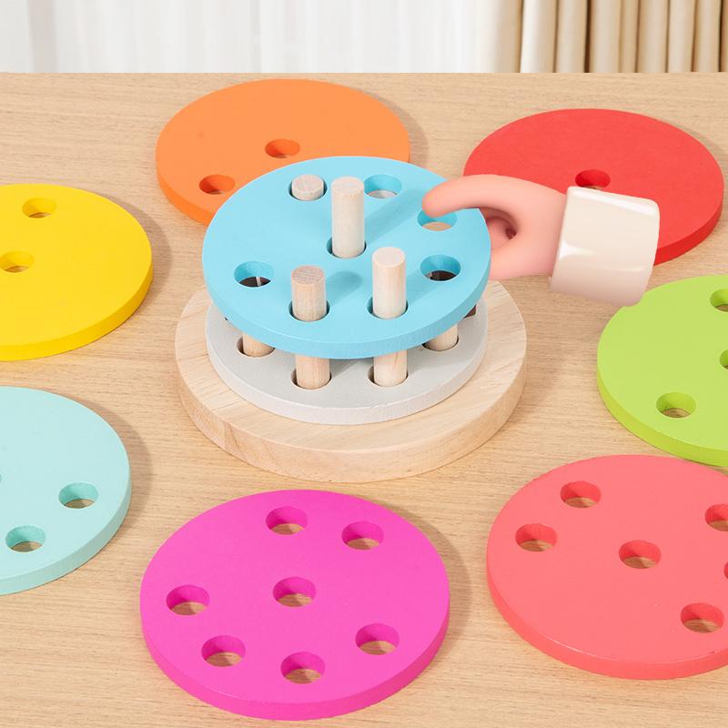Torre dell'Arcobaleno in Legno Giocattolo per Bambini-Set Colorato Pilastro, Cilindri Colorati Esercizio di Coordinazione Occhio-Mano & Sviluppo dell'Intelligenza