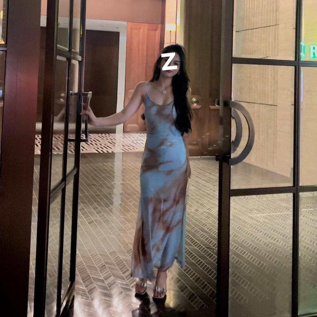 Large Size Royal Sister Sexy Hip-wrapped Long Dress Female Summer Slightly Fat Mm Waist and Thin French Temperament Tie-dye Suspender Dress