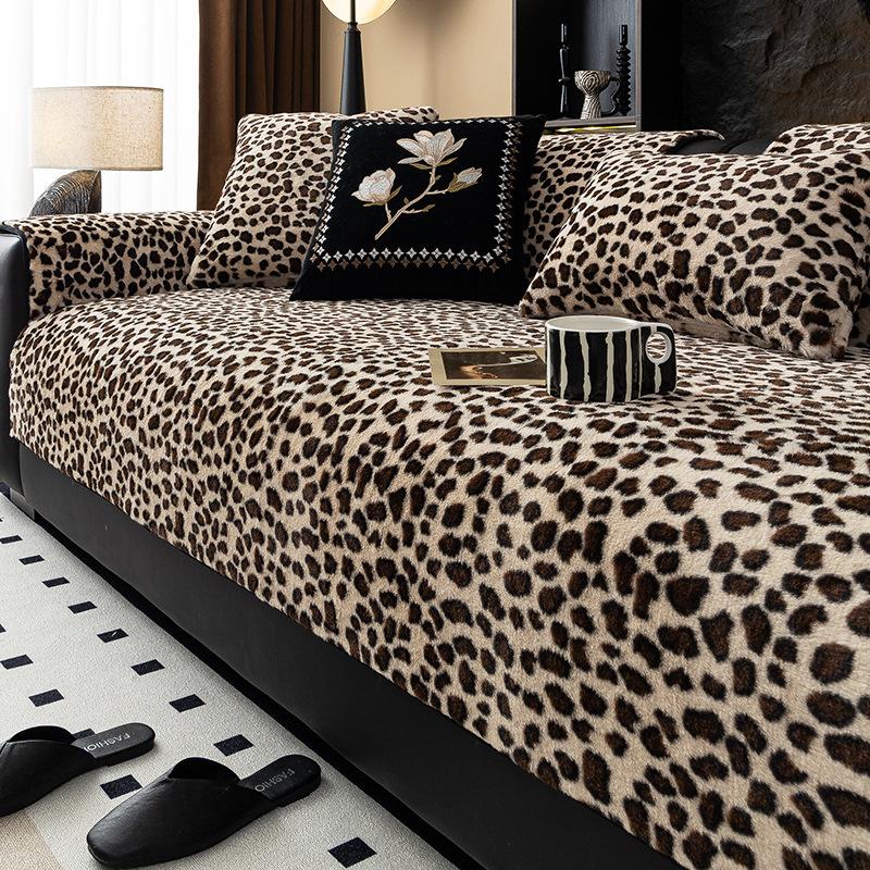 

Плюшевая подушка для сиденья дивана, леопардовый принт, утолщенная и теплая, 2025 зима, однотонный чехол на диван, покрывало, подушка для сиденья дивана 45 * 45cm [without core]