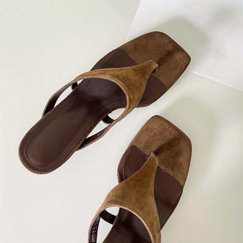 Retro Style Clip Toe Women Flip Flops Summer New Mid Heels Dress Women Slippers Vacation Comfortable Concise Sandalias