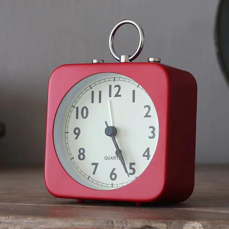 Fashionable Simple Metal Retro Small Alarm Student Clock Bedroom Bedside Mute Alarm Clock Can Be Hung or Placed Alarm Clock