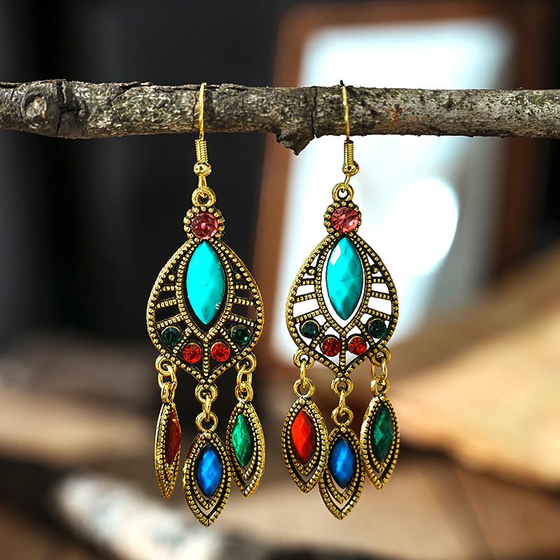 Ethnic Long Antique Gold Color Water Drop Earrings for Women Vintage Hollow Inlaid Rhinestone Elegant Earring Female Jewelry