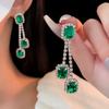 Elegant Design and Zuma Green Temperament Earrings Are Suitable for Attending Cocktail Parties, Banquets, and Weddings