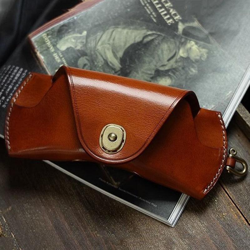 Unisex Retro Hanging Pu Leather Glasses Bag Portable Lanyard Hanging Sunglasses Case Simple Handmade Glasses Storage Box