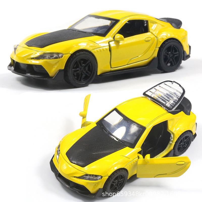 

Моделирование 1/36 модели легкосплавного детского игрушечного спортивного автомобиля с инерционным механизмом жёлтый