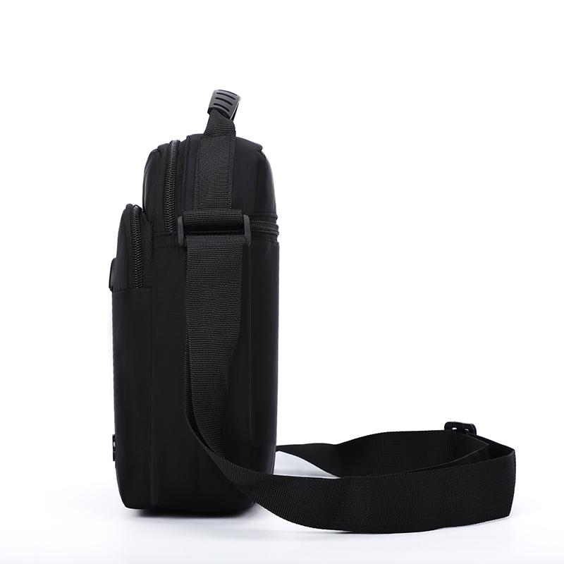 Men's Shoulder Bag Water-Repellent Commuter Crossbody Bag Business Handbag