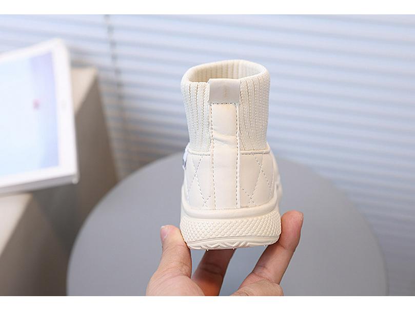 2025 Kids' Stylish Korean Snow Boots: Fleece-Lined, Warm Cotton Loafers for Boys & Girls, New Winter Style.