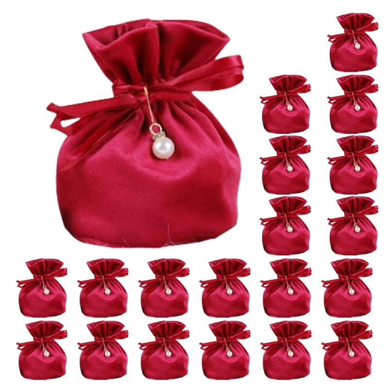 20Pcs Delicate Plush Gift Storage Pouches Luxurious Plush Pouches for Wedding Favors Chocolate and Candy Gifting