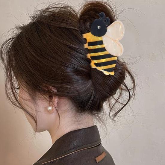 Hair Claw Cartoon Bee Shape Back Head Hair Clip Anti-slip Teeth Strong Grip Shower Hair Clamp Versatile Use Hair Accessory
