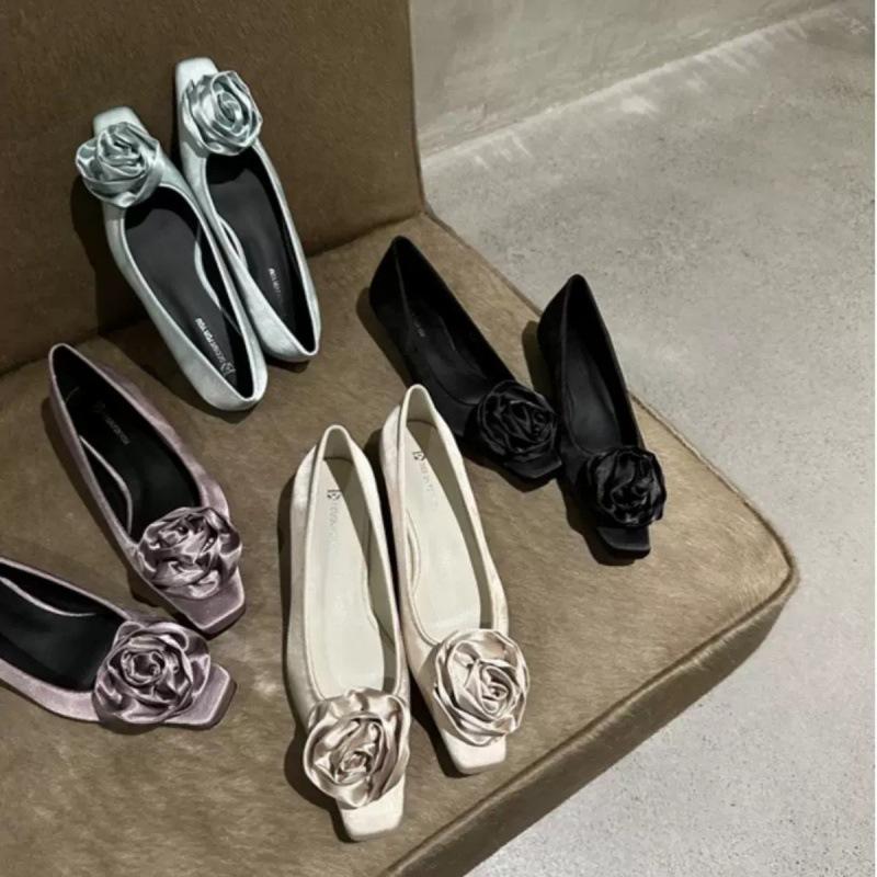 2025 Frühling und Herbst neue französische flache Einzelschuhe Feenschuhe eckige Spitze mit Rock sanfte Abendschuhe