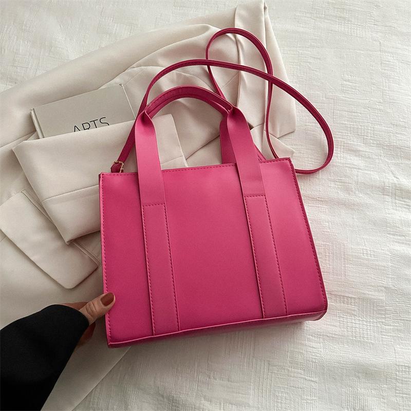 

Ретро мода универсальная сумка для поездок на работу 2025 весна новый темперамент простая на плечо сумка-мессенджер сумка-тоут тренд роза розовый