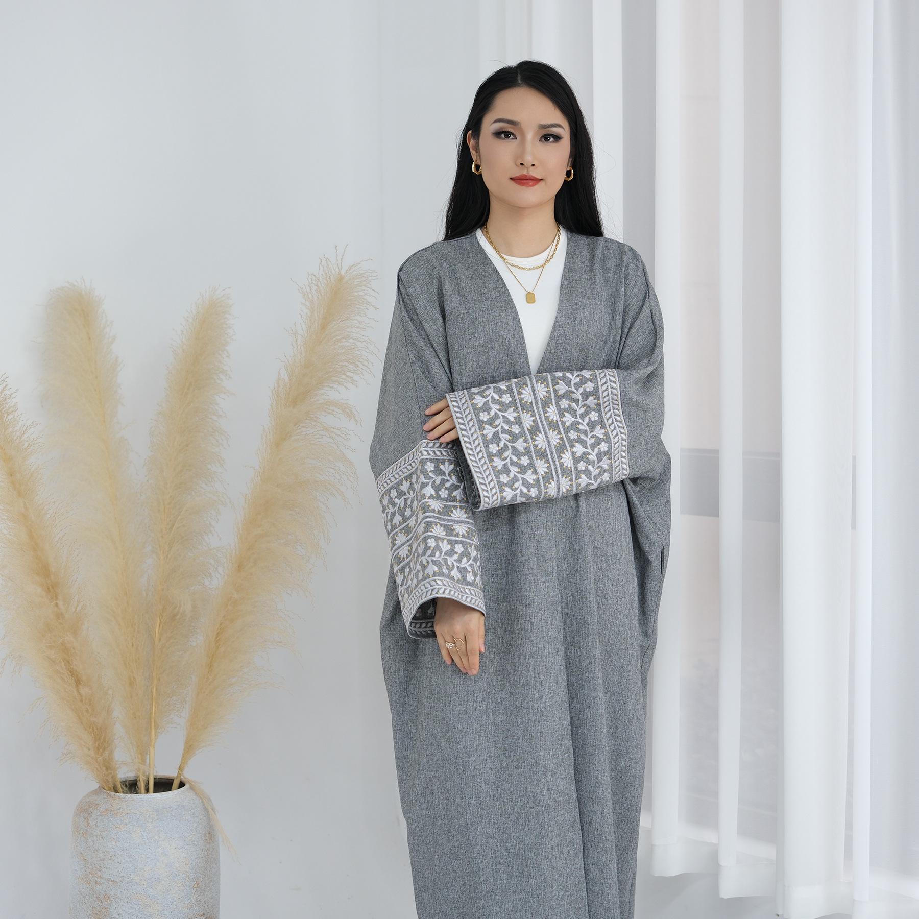 Aiyirui Plus Size Embroidered Cardigan 784 XL