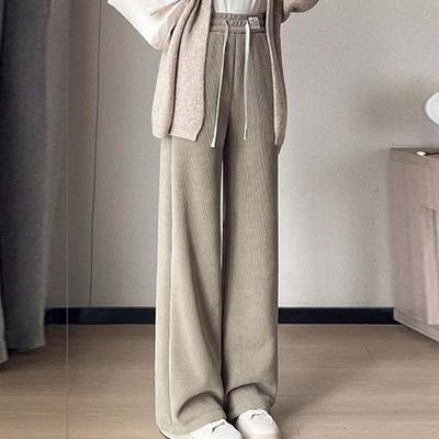 Sukně, kalhoty a další – Nohavice a trojštvrťové nohavice