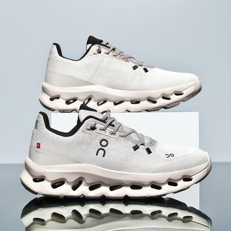 Casual Sports Shoes Spring and Autumn New Outdoor Sports Running Shoes Racing Youth Shoes