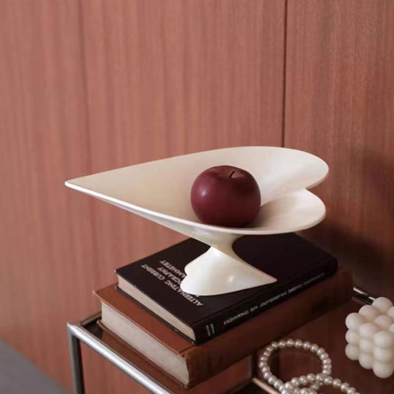 Modern Love Fruit Plate Desktop Art Storage Tray Living Room Jewelry Storage Tray Display Stand Home Decoration Accessories