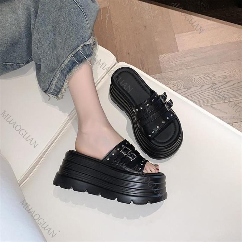 Fashion Thick Bottom Heightening Sandals Slippers Summer Outside 8cm High Heels Female Slipper Fashion Versatile Platform Beach Slides
