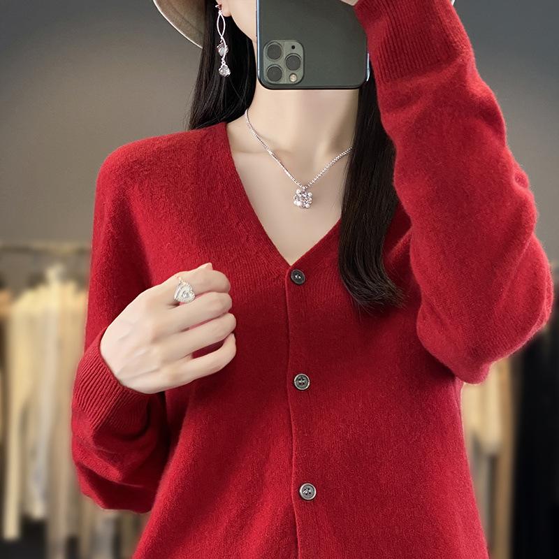 New V-neck Coat for Women In Autumn and Winter, Loose Knitted Sweater