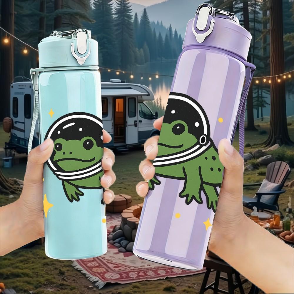 1PC Astronaut Frog Space Cartoon Print 750ml Color Plastic Sports Water Bottle Leakproof Flip Straw Lid Suitable for Sports Office Home Use