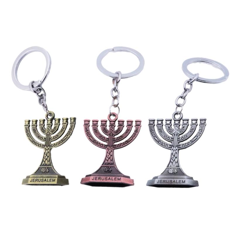 Breloc Judaica pentru Cadou de Hanukkah Breloc Metalic Pandantiv Forma Menorah pentru Petrecere și Sărbători Simbol Ierusalim