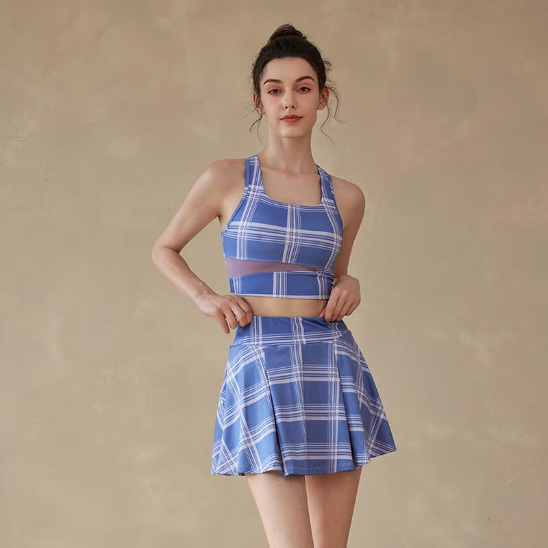 

Спортивный комплект Lanmiu: клетчатая юбка и жилет S