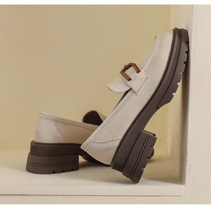 Niche British Style Small Leather Shoes Women's Spring 2025 New Casual Metal Buckle Versatile Platform Loafers Tide