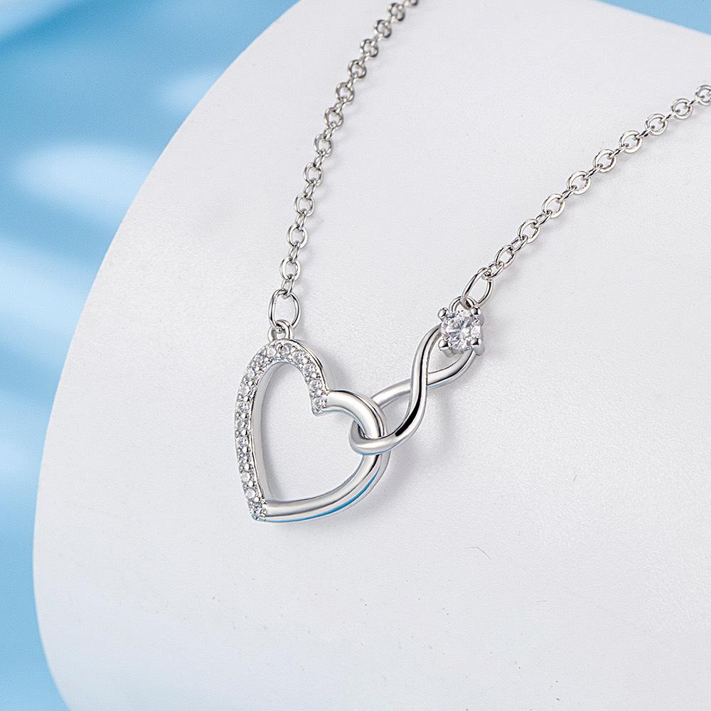 Infinite Love Necklace Female Zircon Fashion Love Infinite Heart Pendant Simple Double Love Clavicle Chain Jewelry