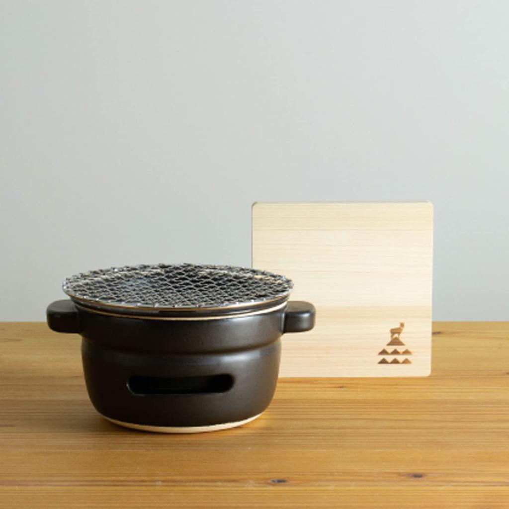 Kamoshika Douguten Tabletop Stove, Ceramic Charcoal Stove, Round, Small, Compact, Made In Japan, Black