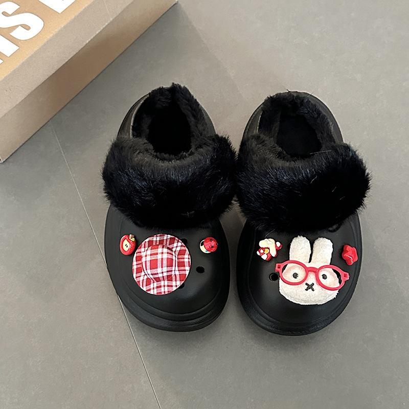 

2025 autumn and winter new cute cartoon hole shoes platform Miffy rabbit height-increasing fluffy shoes women s outer cotton slippers 35 чёрный