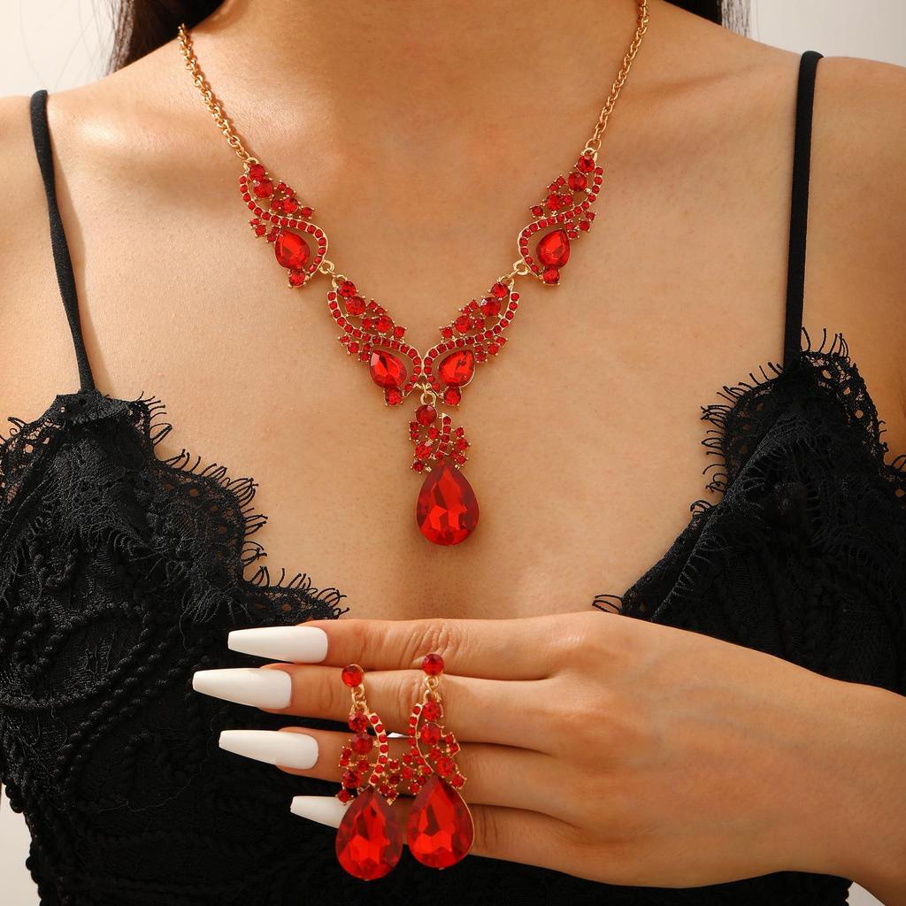 Luxury Teardrop Necklace & Earrings Set: Bridal & Evening Diamond Jewelry
