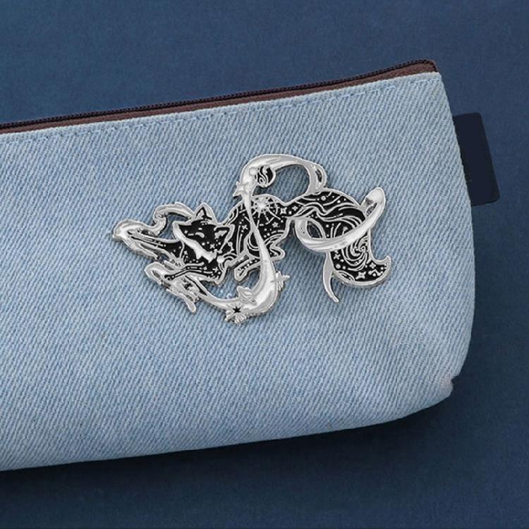 Sturdy Zinc Alloy Foxes Pin Featuring Starry Detailing Secure Clasp Foxes Brooch Ideal For Casual Or Formal Occasions