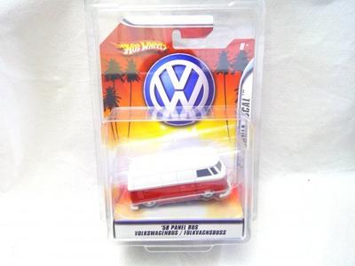 Unopened Hot Wheels 58 PANEL BUS VOLKSWAGEN BUS VW California Local (SQ1785)