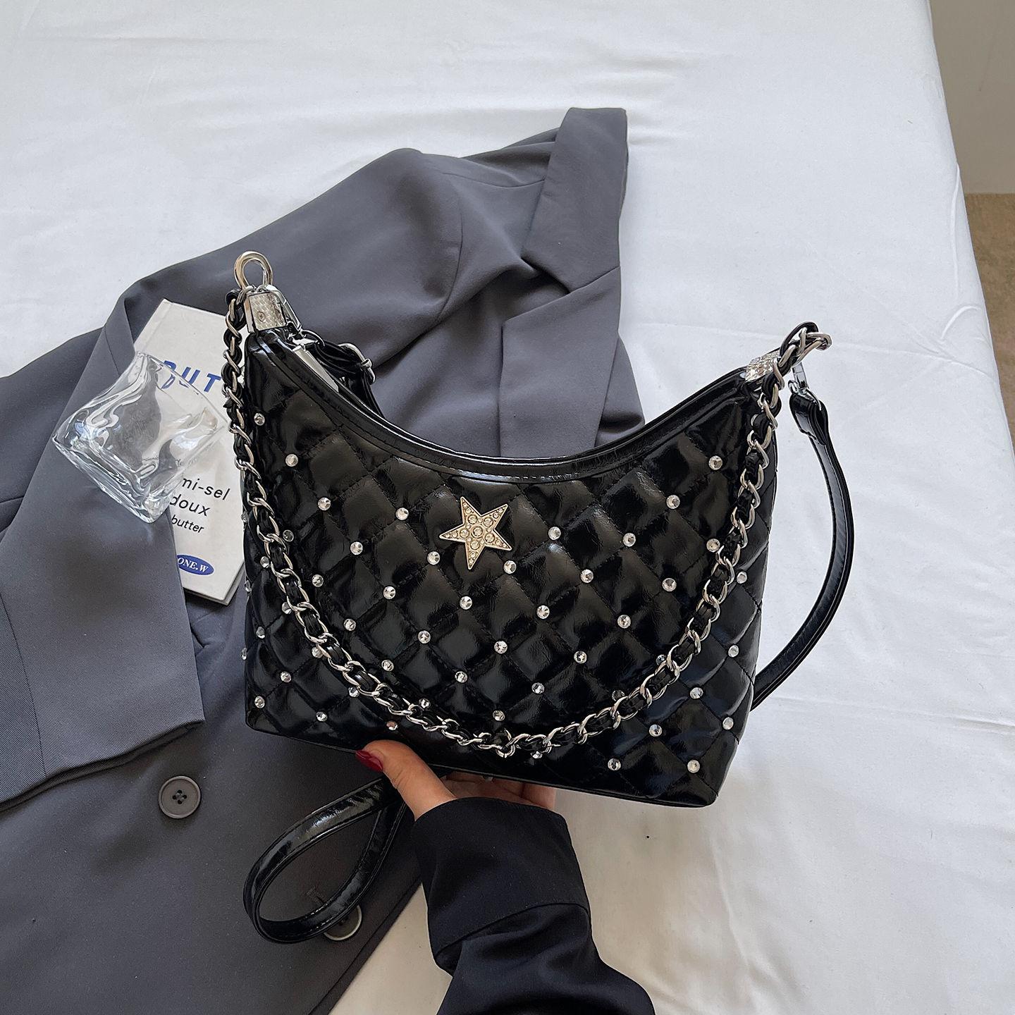 

Xiaoxiangfeng Rhombus Chain Bag Women s 2025 New Fashion Versatile Shoulder Premium Underarm Bag Crossbody Bag чёрный