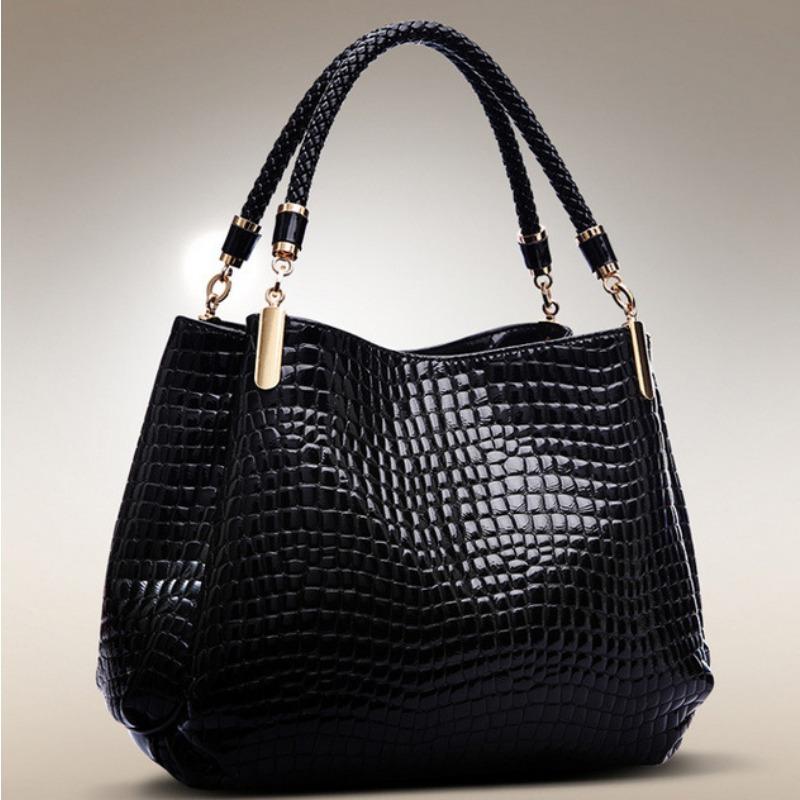Elegant Black Glossy Embossed Large Capacity Tote Bag with Braided Handbag Gold Hardware Versatile Commuter Shoulder Purse