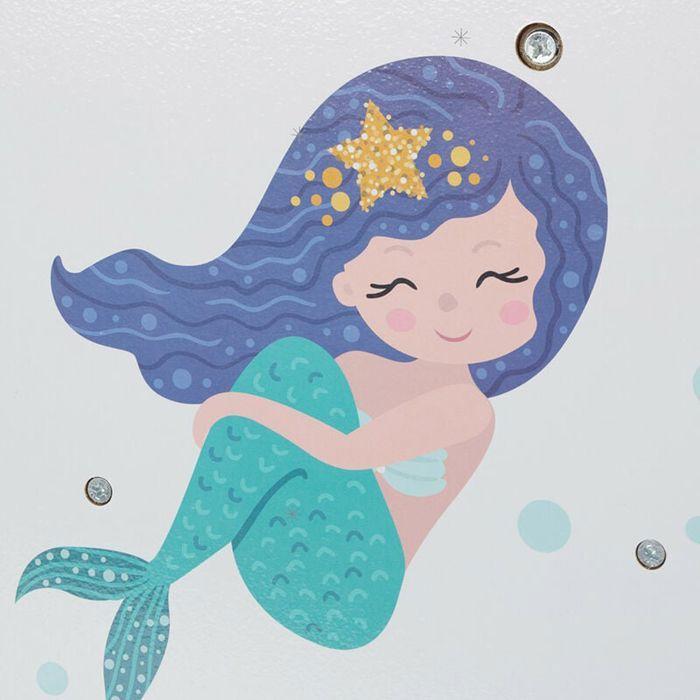 GINGER HOME – Bibliothèque enfant à livres 4 compartiments, poches tissu, MDF/métal, motif Sirène, 61×29×74 cm