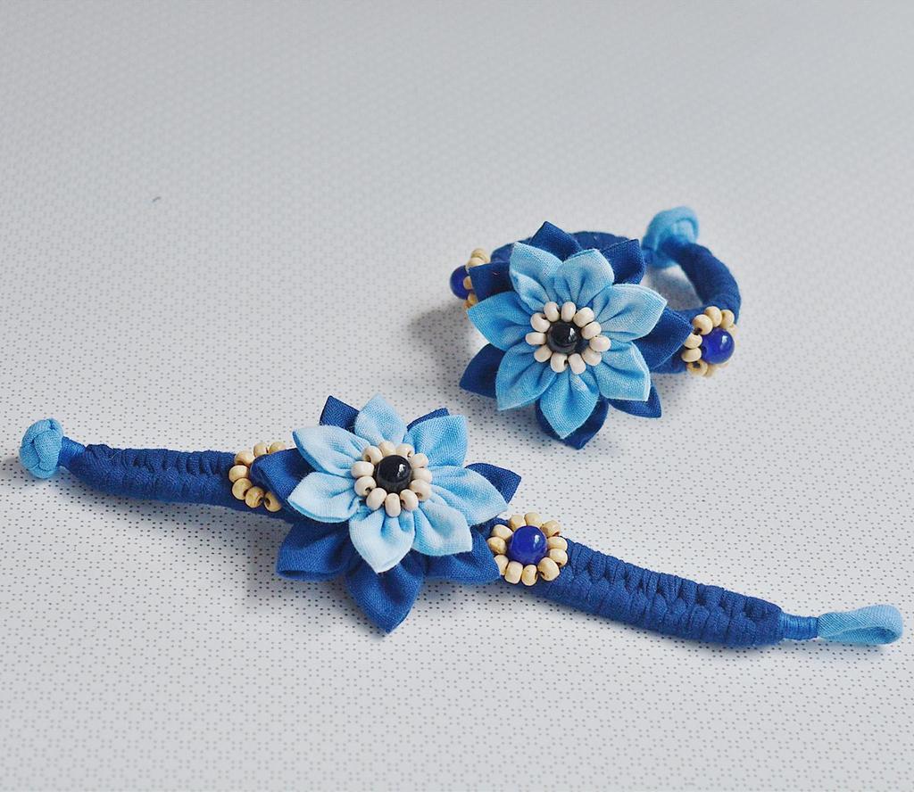 Yunnan Dali Handgefertigtes Ethnisches Batikstoff-Armband - Blau & Weiß Reiseschmuck