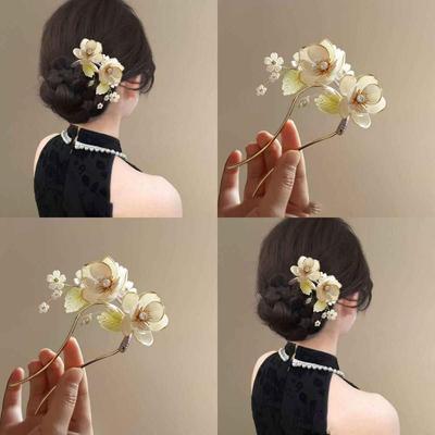 Elegante Magnolien U-förmige Haarnadel: Hochwertige chinesische Hochsteckfrisur Qipao Haaraccessoire.